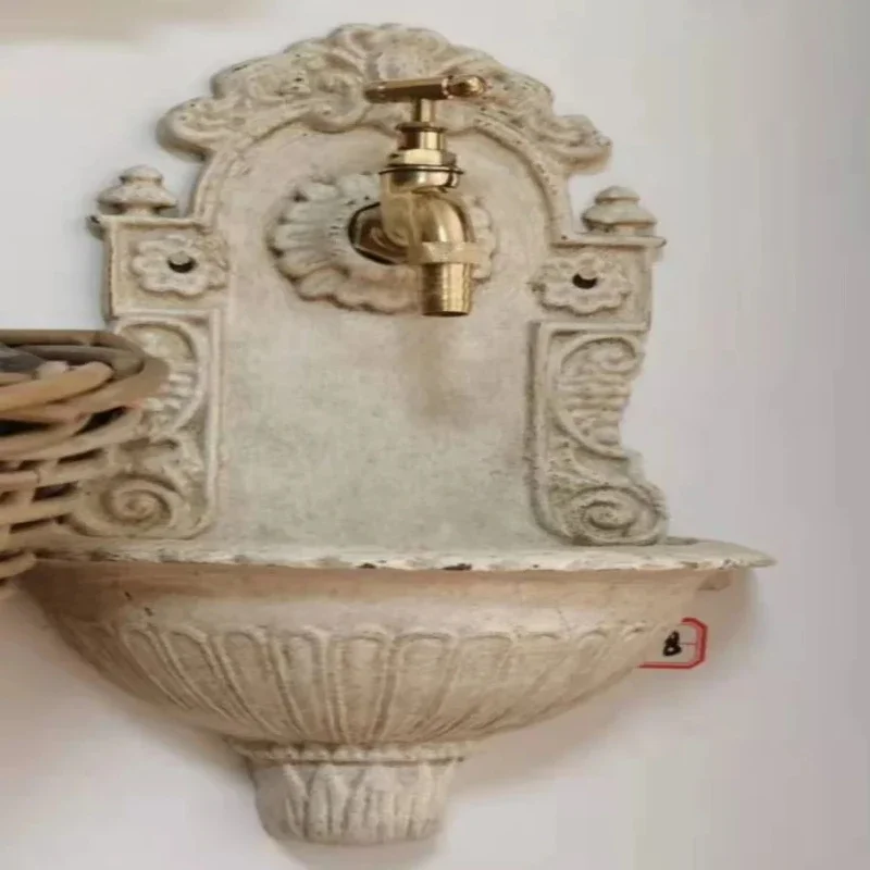 Vintage Cast Iron Wall Sink - Rustic Garden Water Feature, Antique Patio Basin, Farmhouse Decor for Home & Garden