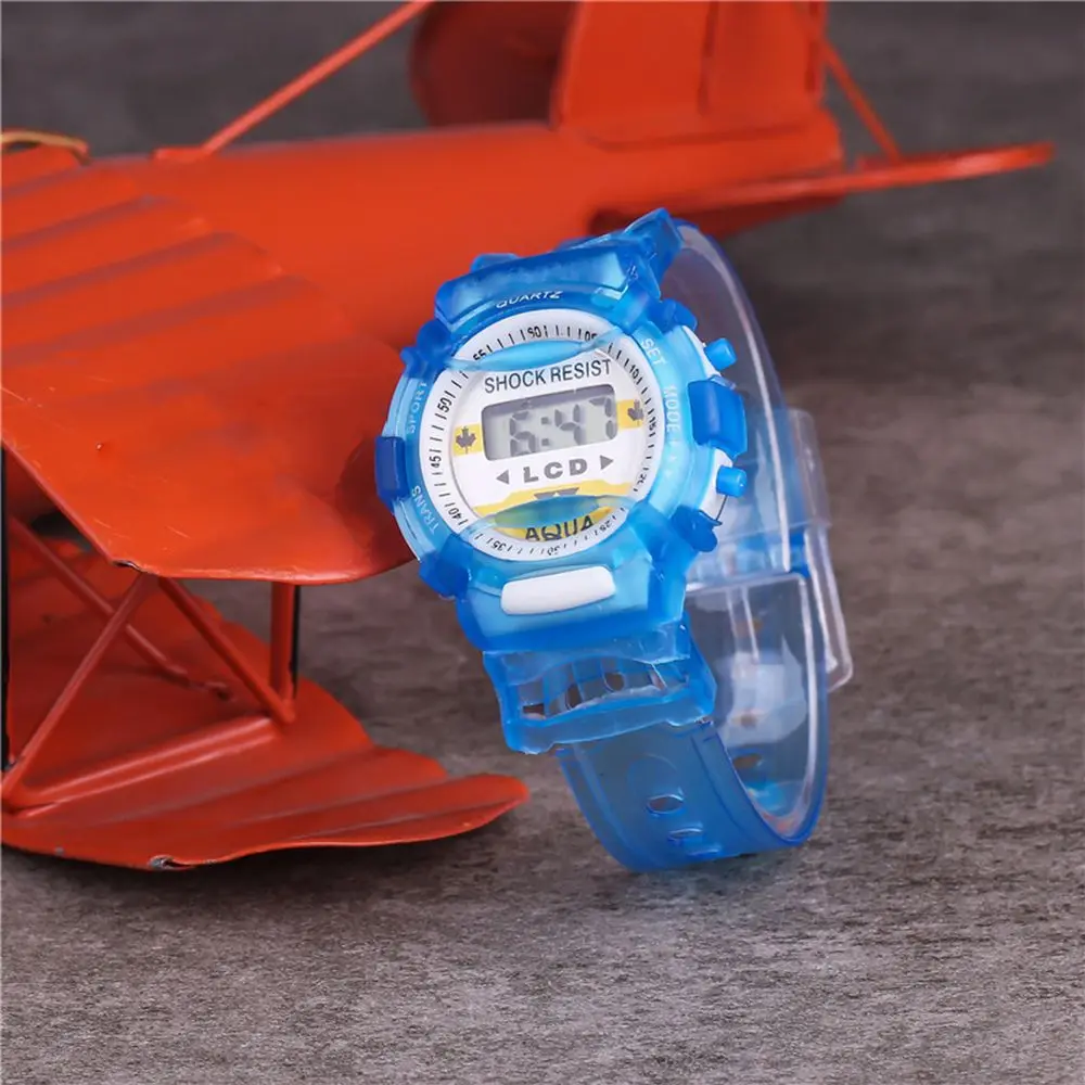ساعات يد رقمية عصرية للأولاد، ساعة إلكترونية مقاومة للماء للأطفال، ساعة رياضية #4