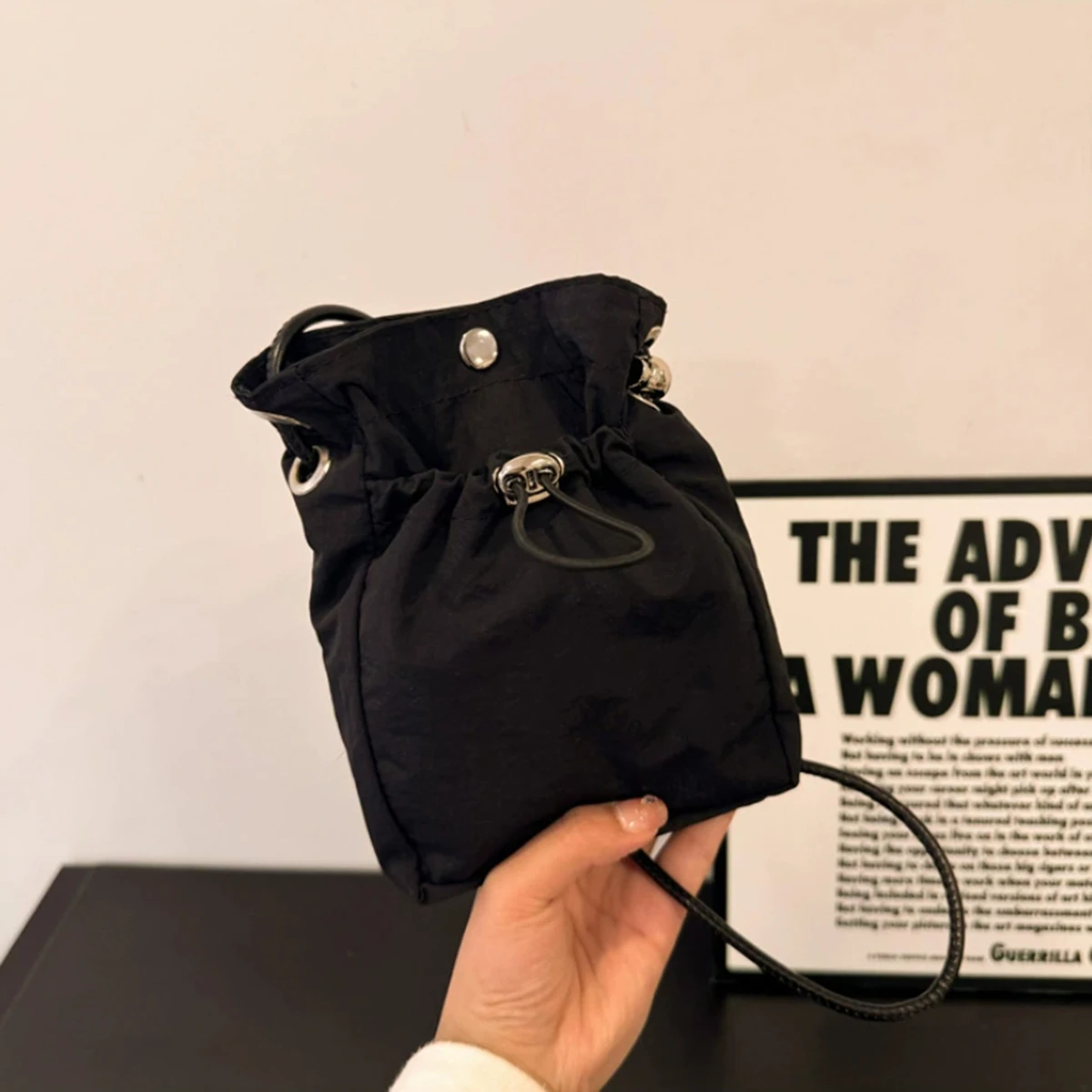 Casual Versatile Nylon Crossbody Phone Bag, Lightweight Outdoor Mini Backpack, Simple Stylish Coin Purse