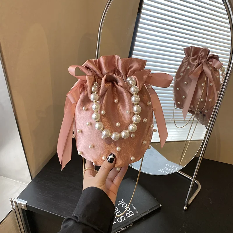 

Fashionable Pleated Crossbody Bucket Bag Small Fragrant Pearl Handbag Elegant Shoulder Bag for Women