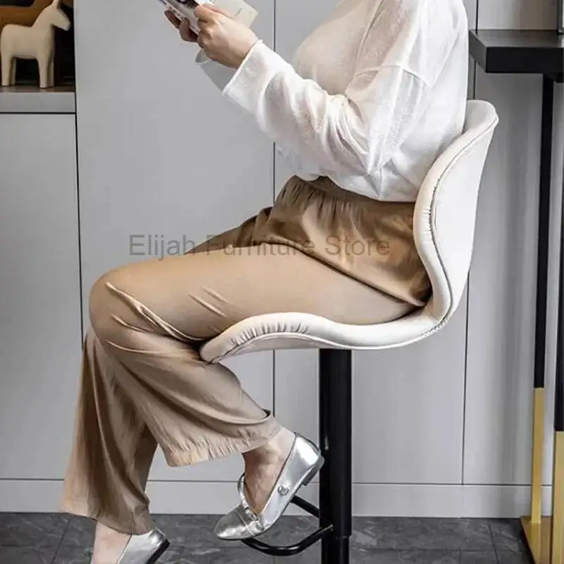 

Restaurant Nordic Bar Chairs High Stool Luxury Modern Reception Bar Chairs Swivel Italian Design Bar Furniture Banqueta LLBC