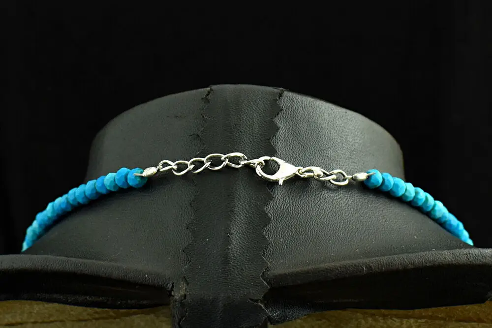 الأوجه 89 قيراط الأرض المصنوعة من الفيروز الأزرق شكل دائري مطرز قلادة JK 06E301A