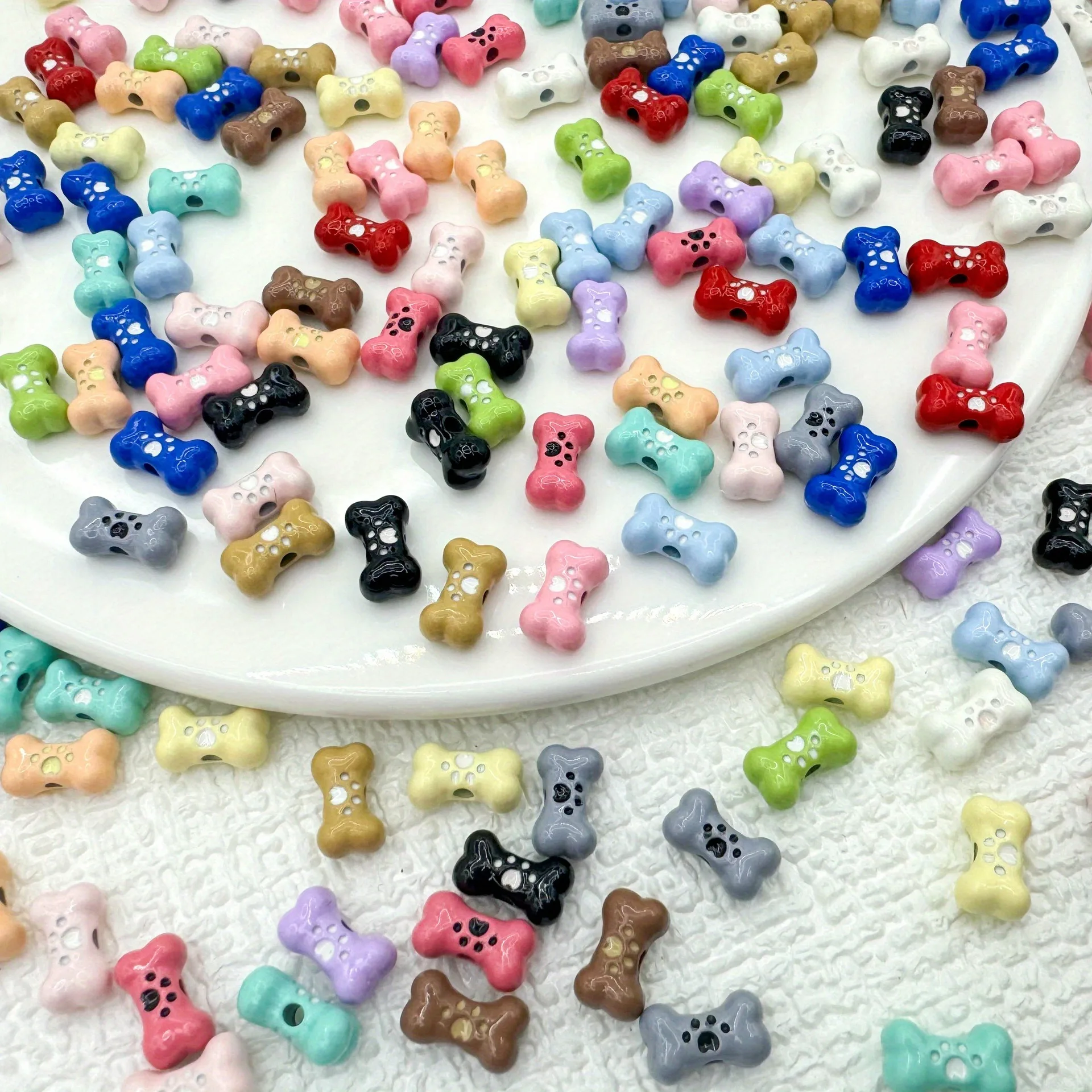 6pcs/set Cute Little Bone Beads Baked Paint Alloy Loose Spacer Beads Dog Claw for Jewelry Making DIY Accessories little bones