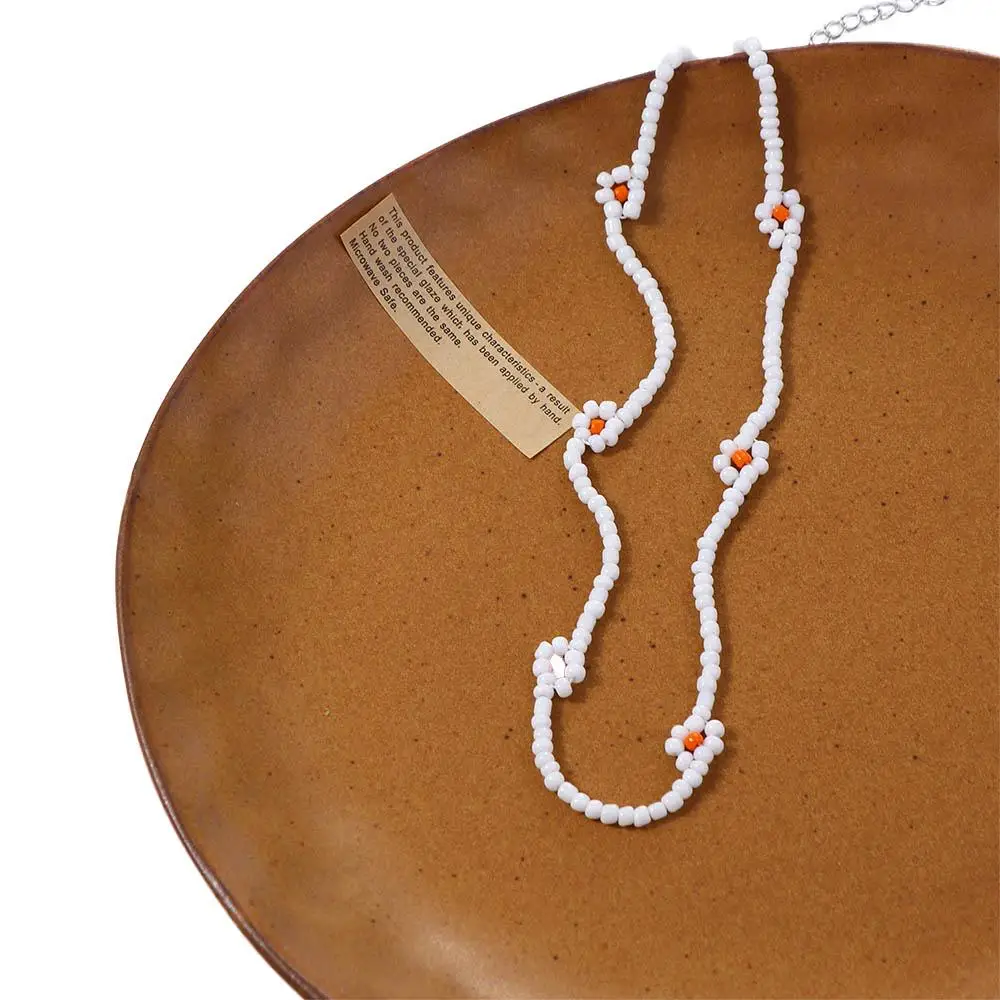 Koreanische handgefertigte Damen-Urlaubs-Halskette, hübsches Schmuckgeschenk, Schlüsselbein-Halskette, Blumen-Perlenkette, Boho-Choker, Damen-Halskette – Detail 6