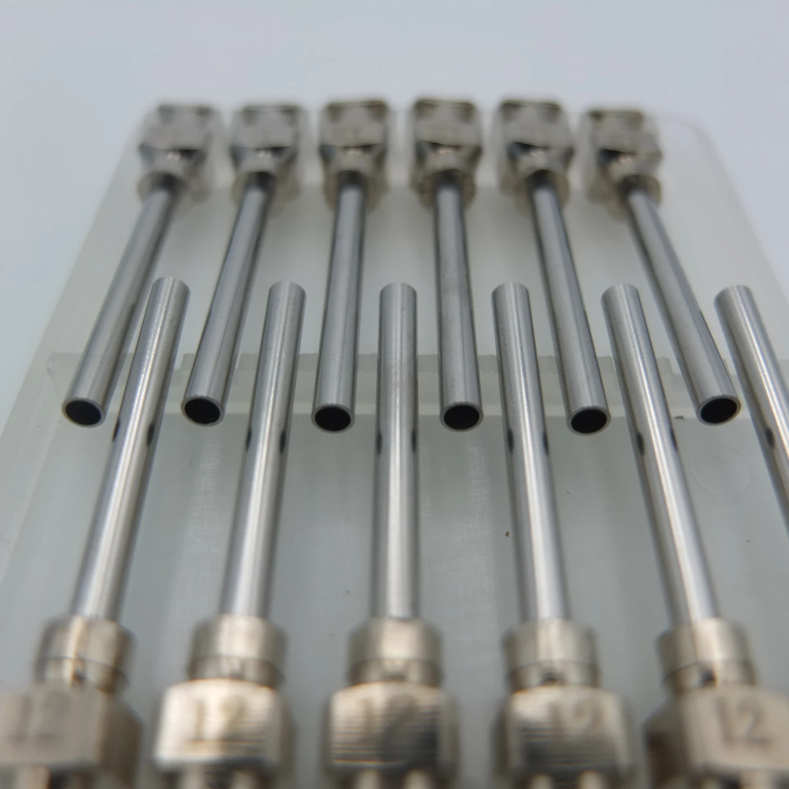 12 Pack - Dispensing Needle 1\