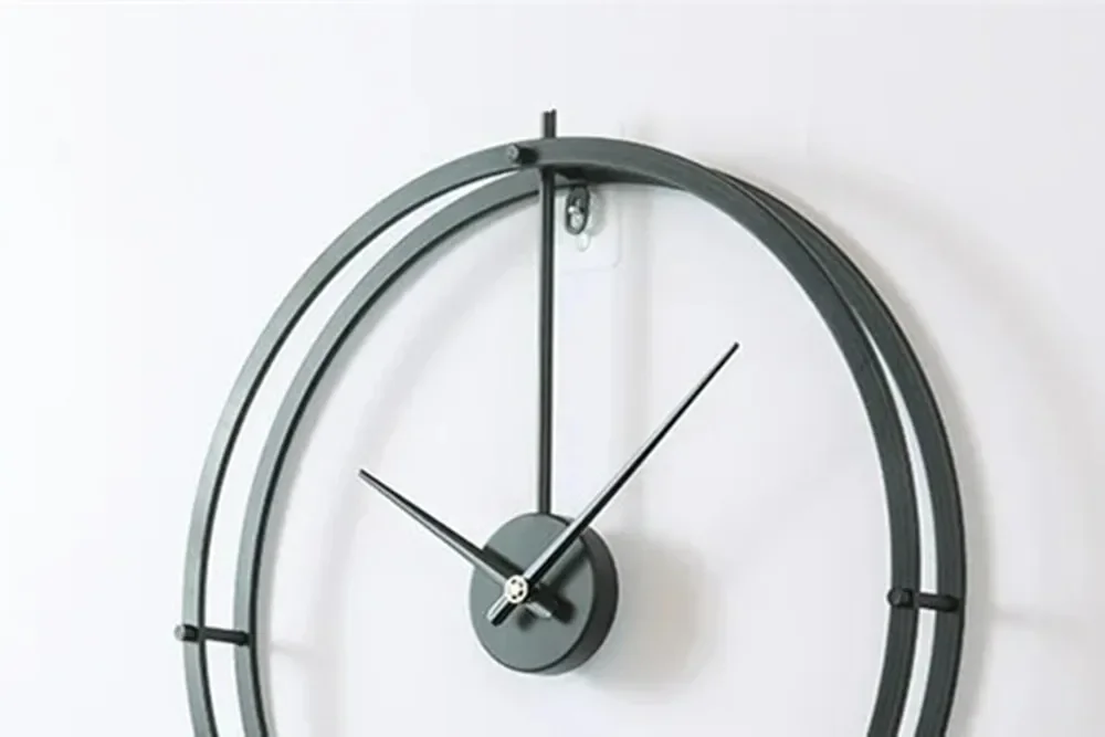 Semi-Circular Metal Wall Clock 40 50 60cm Modern Minimalist Silent Design Decor for Living Room