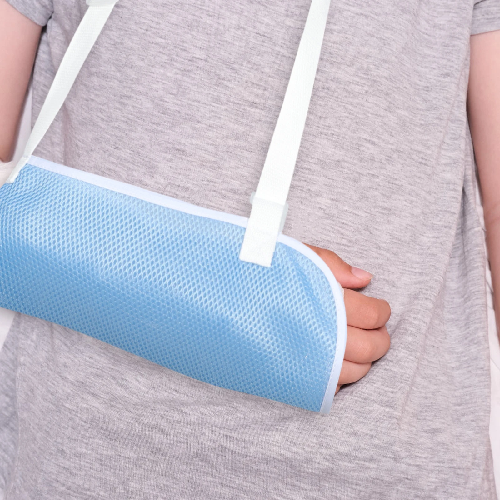 

Arm Sling Shoulder Immobilizer for Torn Rotator Cuff Elbow Injury Net Child Adjustable Length Soft Breathable Supports Muscles