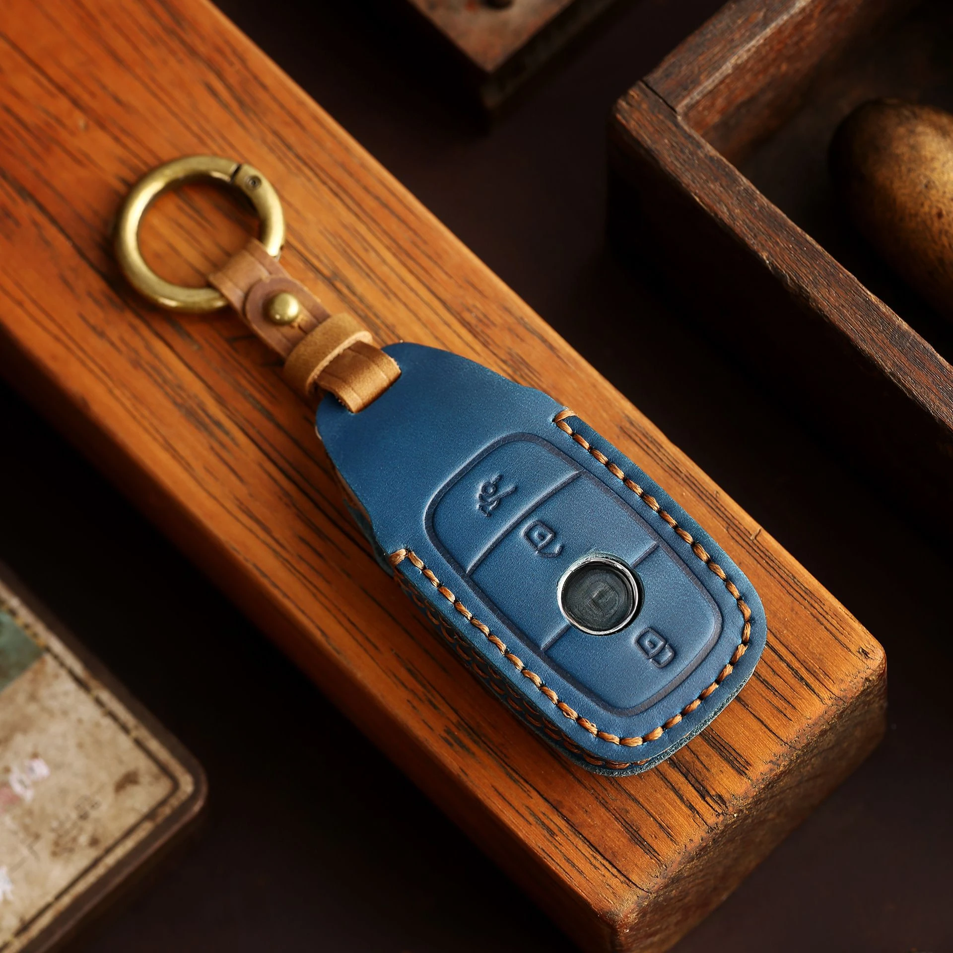 

Leather Car Key Cover Keychain Holder Case Protector for Mercedes Benz A C E S Class W221 W177 W205 W213 Remote Shell Accessorie