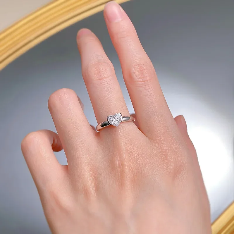 Qiaoer-女性のためのスパイクエンゲージリング,100% スターリングシルバー,6x6mmラボ,サファイアジェムストーン,ウェディングジュエリー,春,925