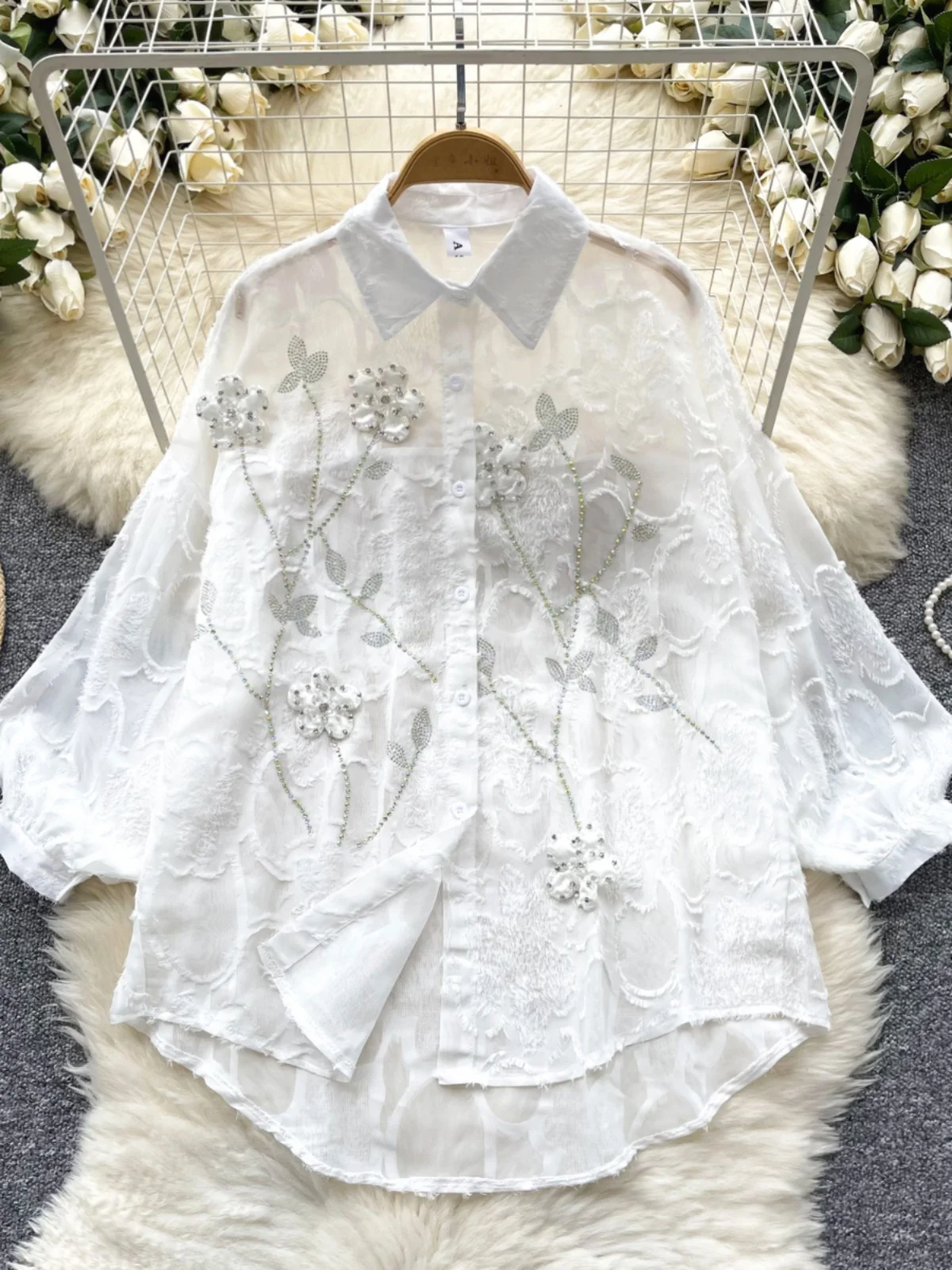 

Women's Early Autumn Long Sve irt Heavy Embellied 3D Flower Embroidery Versatile Slimming Chiffon Top Korean Sle Loo...