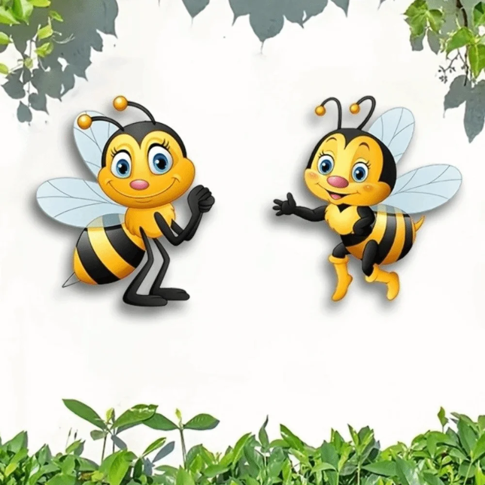 2Pcs 2D Flat Acrylic Cartoon Bee Wall Decor Sun Resistant Rainproof Garden Bee Hanging Plaque Anti-Fade Waterproof