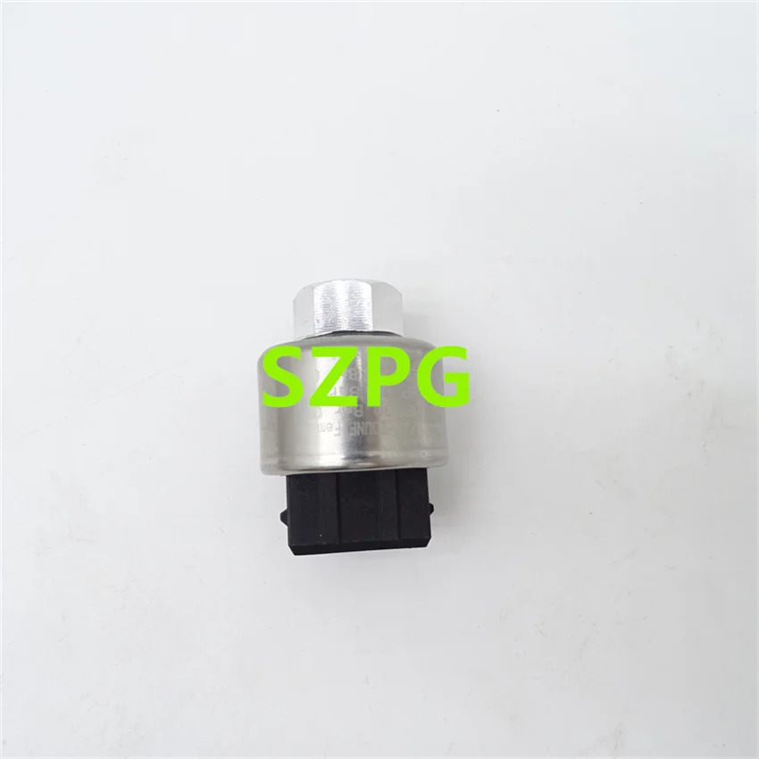 

For 82019426 Pressure Switch Air Conditioning AC Pressure Switch for New Holland Case IH TM TS MXM Series Tractor