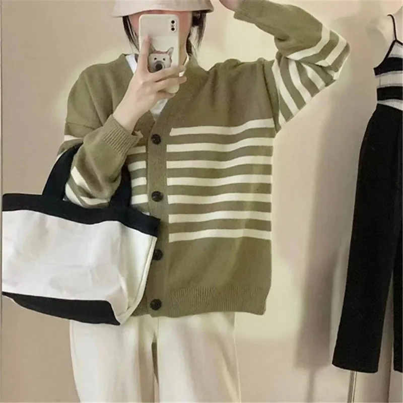 Women New Chic Big V Neck Striped Sweater Autumn Winter Loose Knit Cardigans Single Breasted Sweater Pullovers Striped Jumpers