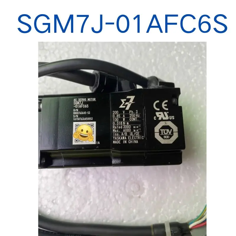 Used 7 Series Servo Motor SGM7J-01AFC6S,tested OK, function intact