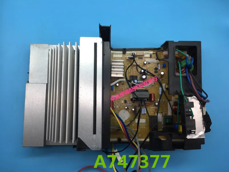 

Original air conditioning quasi luxury cabinet CU-JE18FG1 frequency conversion outer board H16C0175 A747377