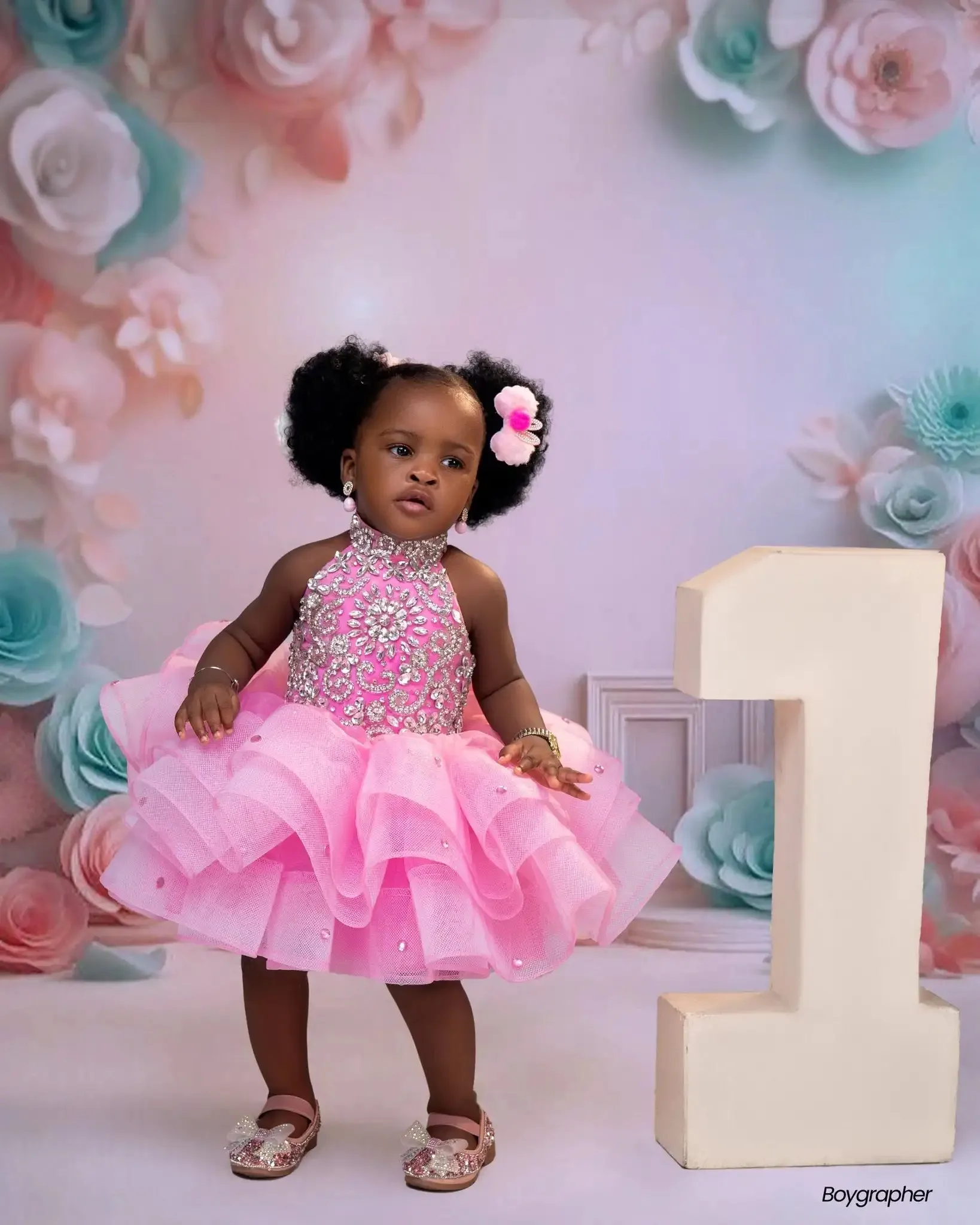 Customized Pink Flower Girl Dress for Wedding Crystal Knee Length Layered Lovely Baby Girl Birthday Gowns First Communion Gown