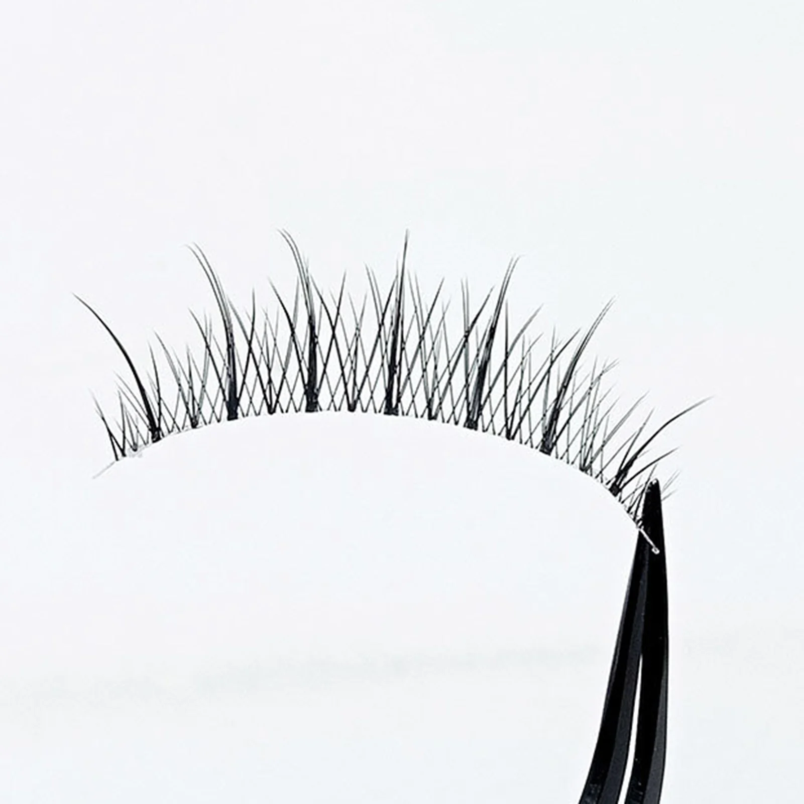 Natural Looking Long Eyelashes Lightweight Fur False Eyelashes for Beauty Blogger Makeup Supplies