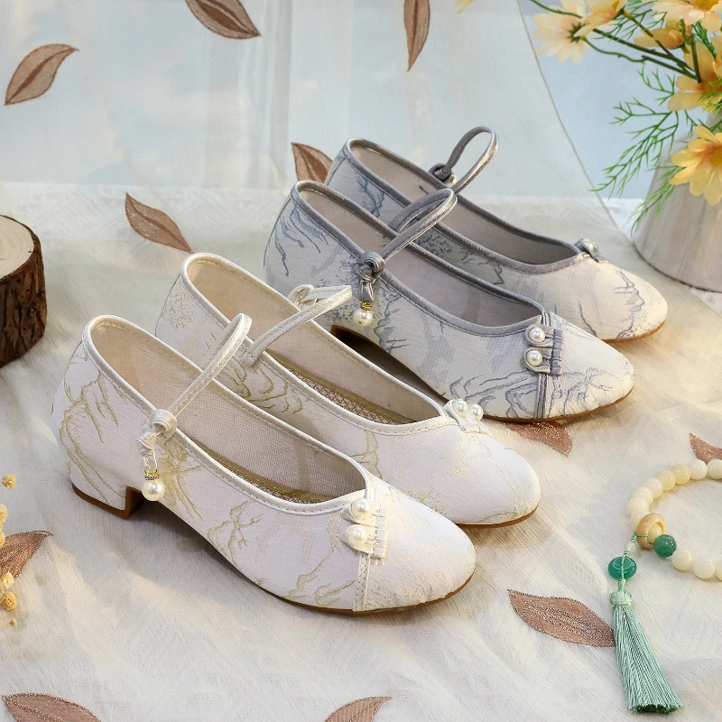 

2026 Women's White & Gray Pattern Embroidered Pearls Mary Jane Low Heels Chinese Style Comfort Casual Daily Shoes Q-428