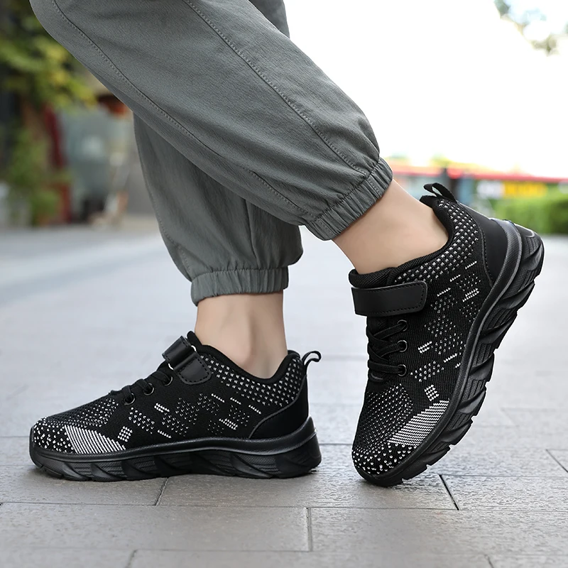 2025 New Children Sports Shoes Mesh Breathable Kids Running Shoes Fashion Boys Tennis Shoes Lightweight Outdoor Girls Sneakers