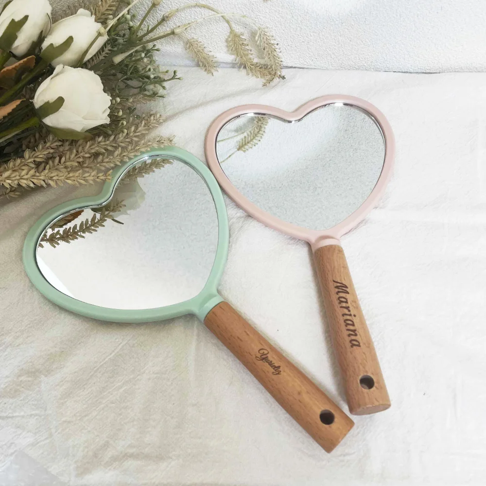 Personalized Makeup Mirror Wedding Gifts For Bridesmaids Bachelorette Bridal Shower Party Favor Engraved Wood Handle Heart Shape