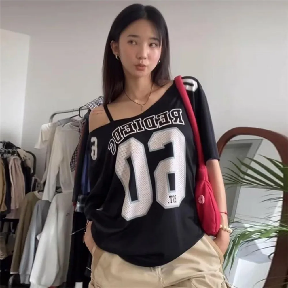 

Asymmetry Sporty Casual T-shirt English Letter Atmosphere Style Short Sleeves Top Casual Versatile Harajuku Short Sleeved Woman