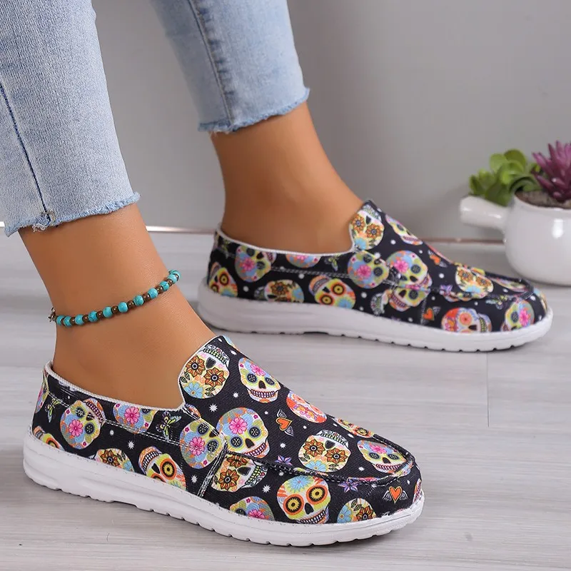 Damskie płaskie trampki Fashion Skull Printing Slip on Walking Shoes for Women Outdoor Light Ladies Casual Shoe Tennis Female New