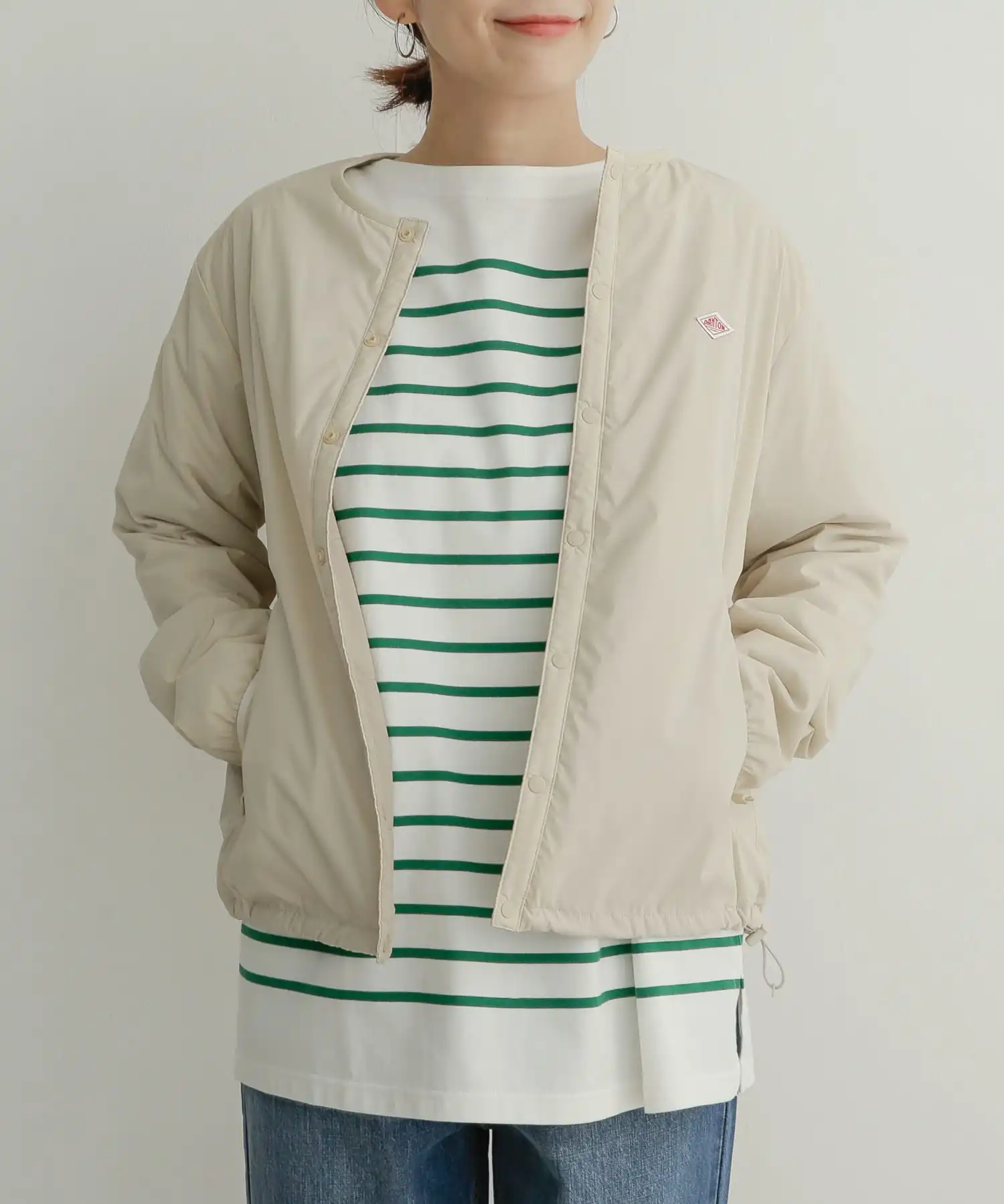 Nowa kolekcja Jesień Zima 2025 Nylonowa Wodoodporna Wszechstronna Ultralekka Okrągła Ne Mała Kurtka Bawełniana Odzież Wierzchnia Kolaboracyjna Dojazdy...