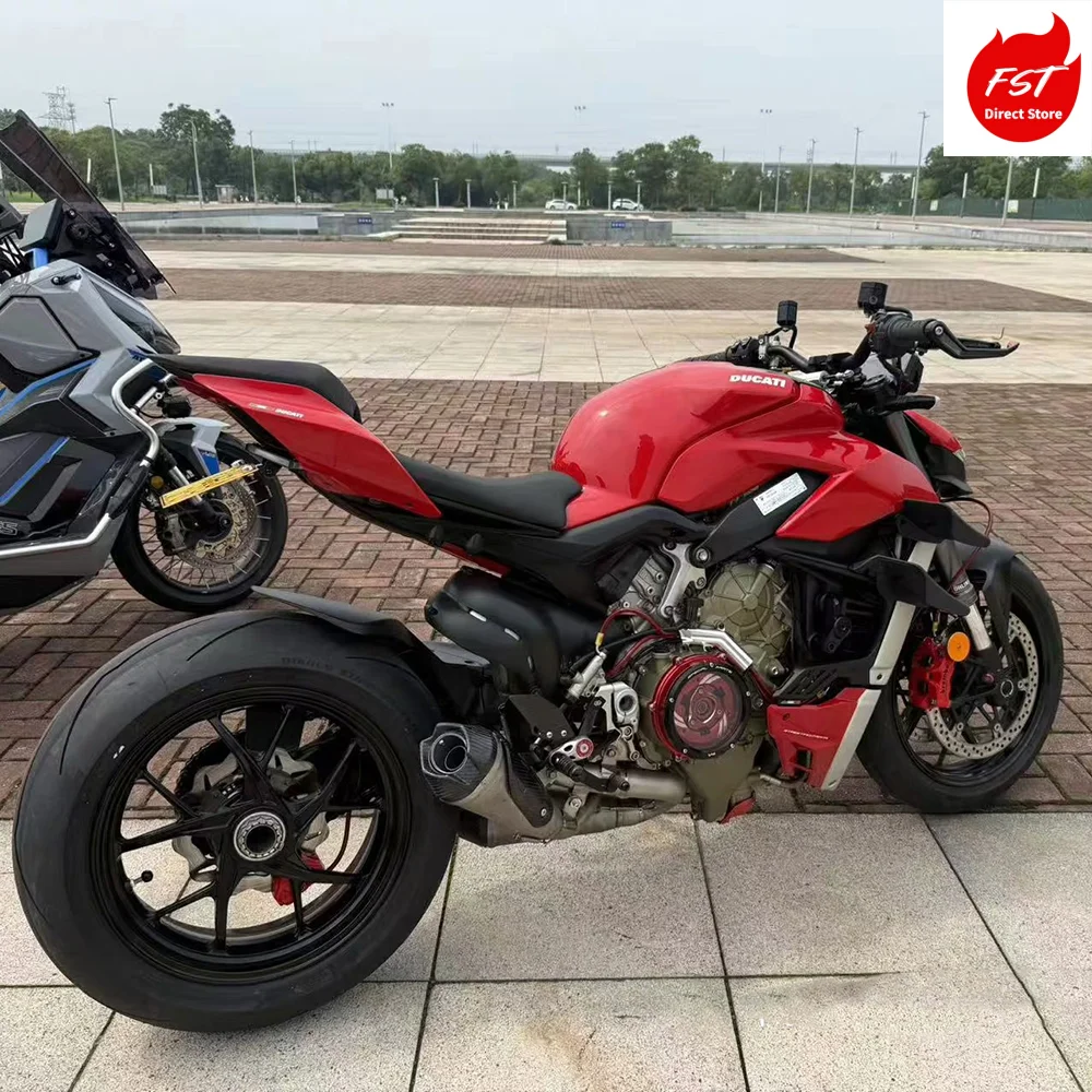 For Ducati Panigale V4 - modified mid-tail exhaust pipe - the sound is deep, rich and powerful