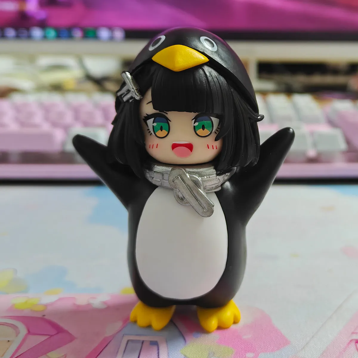 

Gugu Gaga Little Penguin 6cm PVC Cosplay Pengmin Figure - Anime Desk Display Model Collection Birthday Gift