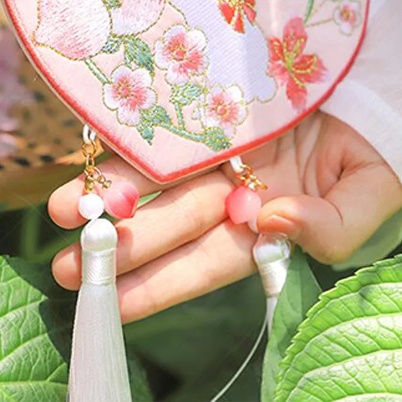 Handmade Traditional Chinese Embroidery Bag Pearls Chain Rabbit Peach Shell Bag Kid Purse Messenger Bag Lolita Hanfu Accessories