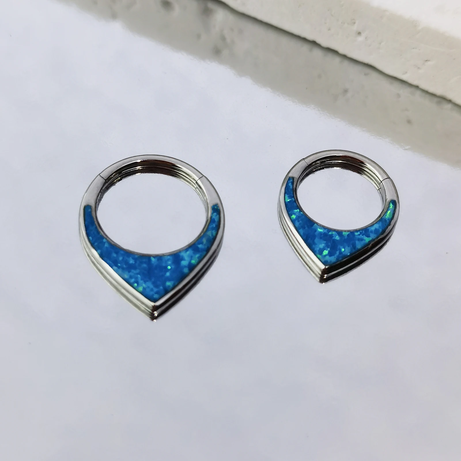 ASTM F136 Titanium Inlay Opal Septum Nose Ring Hinged Hoop Cartilage Earring Piercing Body Jewelry for Women and man New gift