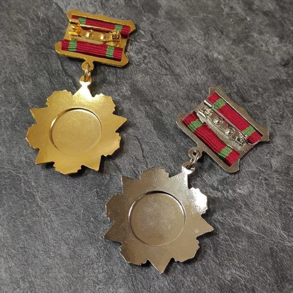 Медаль выдающегося обслуживания. Необразнаемый значок ленты для обслуживания. Элитные официанты Советского Союза. Булавки. Коллекция военных фанатов. Ремесло.