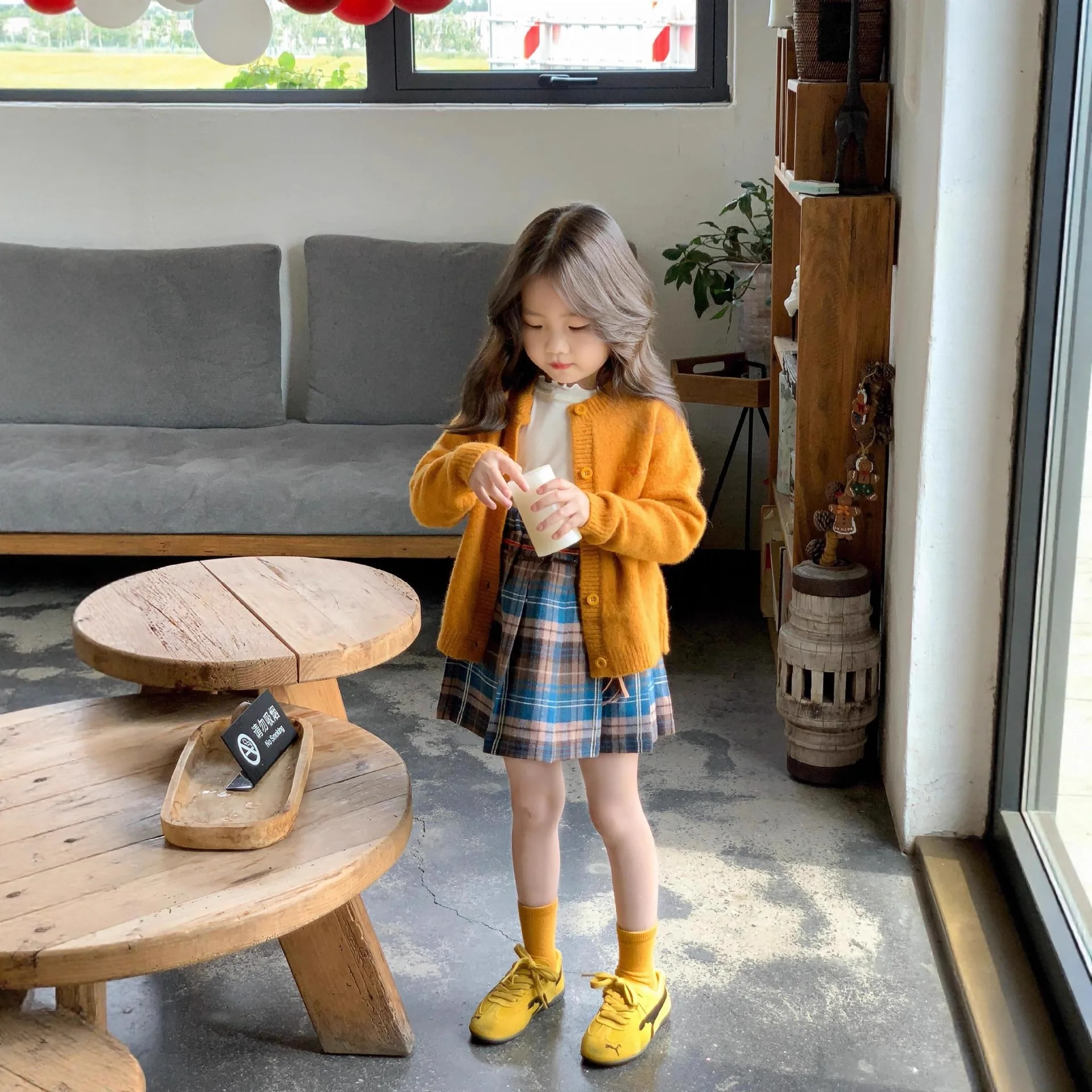 

Korean Version of Children's Clothing Girls' Sweater Cardigan Autumn 2025 New Sweet Orange Knitted Sweater Children's Coat