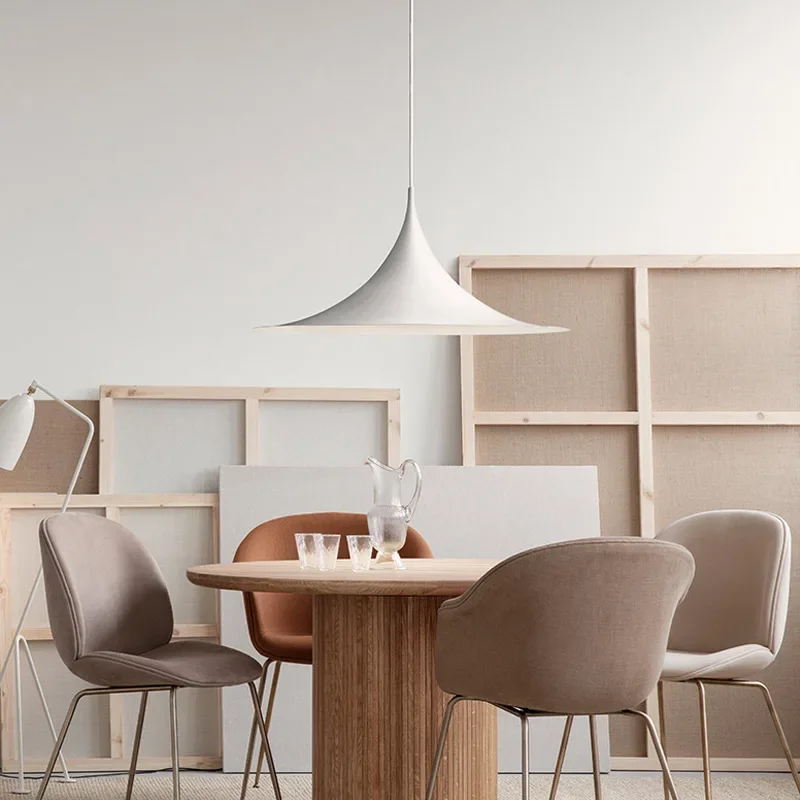 

Danish single-head chandelier simple dining table restaurant personalized horn light designer