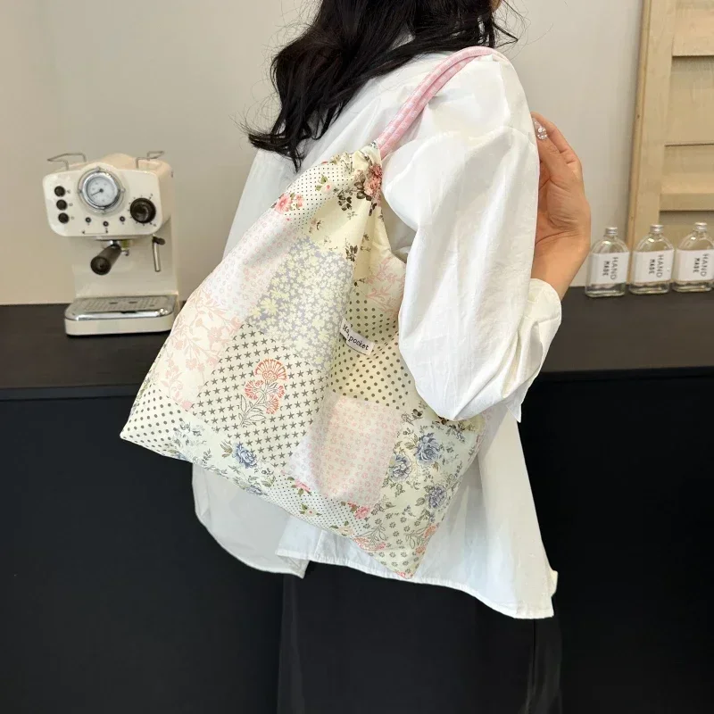 Sac à main en coton de lait avec fermeture éclair, sac à main décontracté, patchwork de grande capacité, sac à bandoulière en forme de cheminée, sac à main doux et polyvalent, 2024