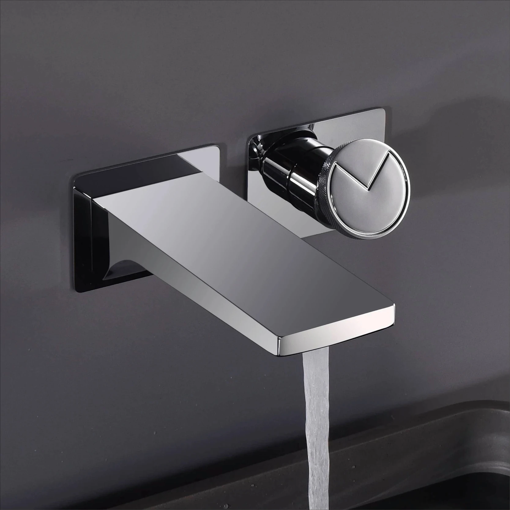 

Luxury brass chrome bathroom faucet with wall mounted design, single handle, 2-hole hot and cold dual control, simple basin Tap