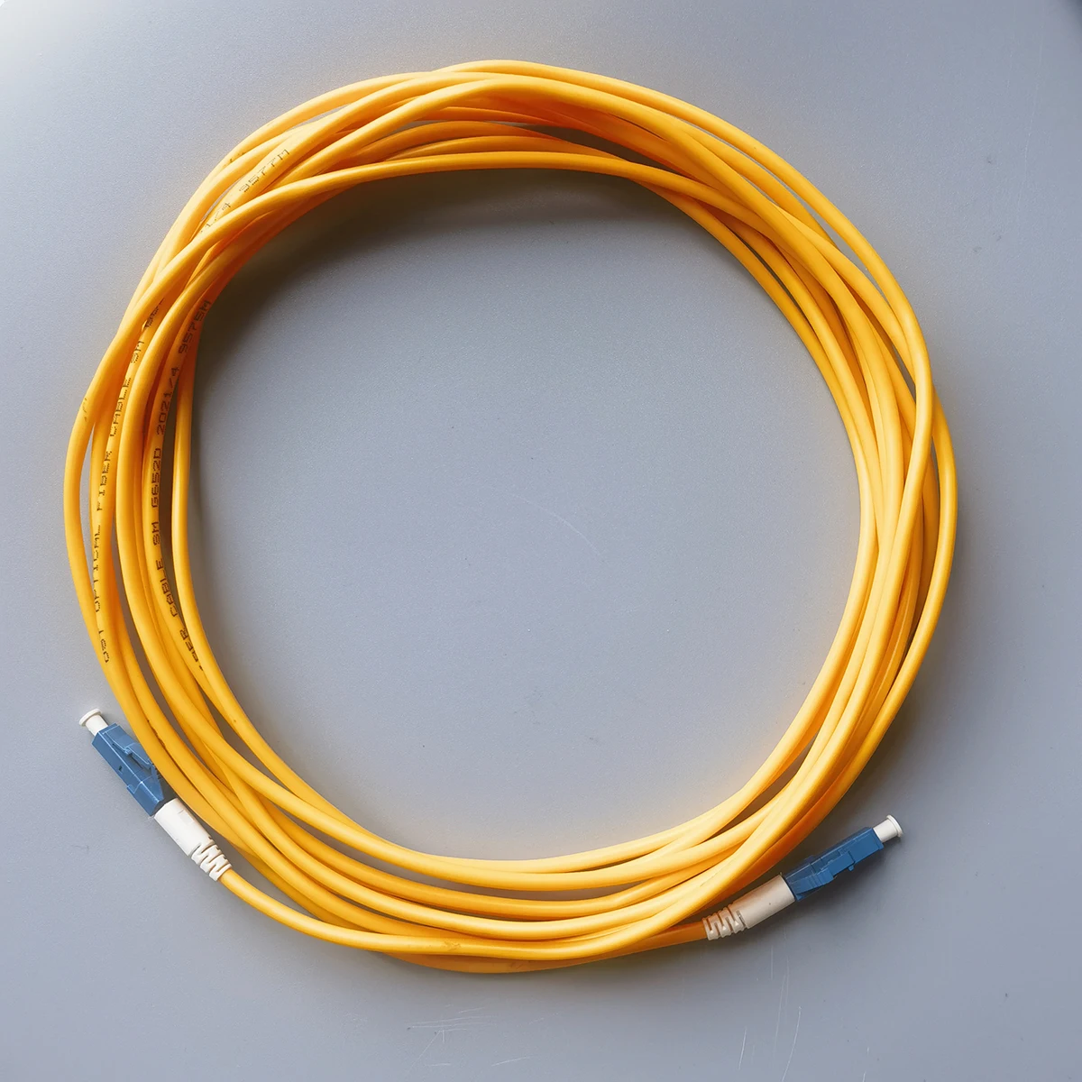 Cable de fibra óptica para interiores, de 5M Cable de extensión, LC/UPC-LC/UPC, modo único, Simplex FTTH, 3,0mm