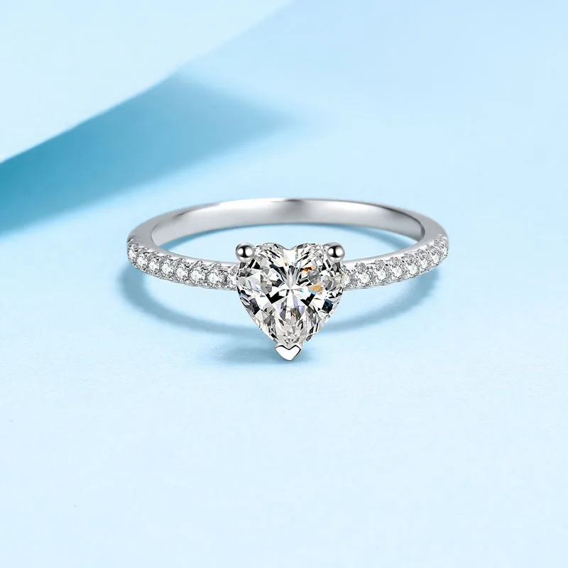 Heart Proposal Light Luxury Ring 2ct Women Moissanite PT950 Platinum Light Luxury & Generous, Freeze Happy Moments