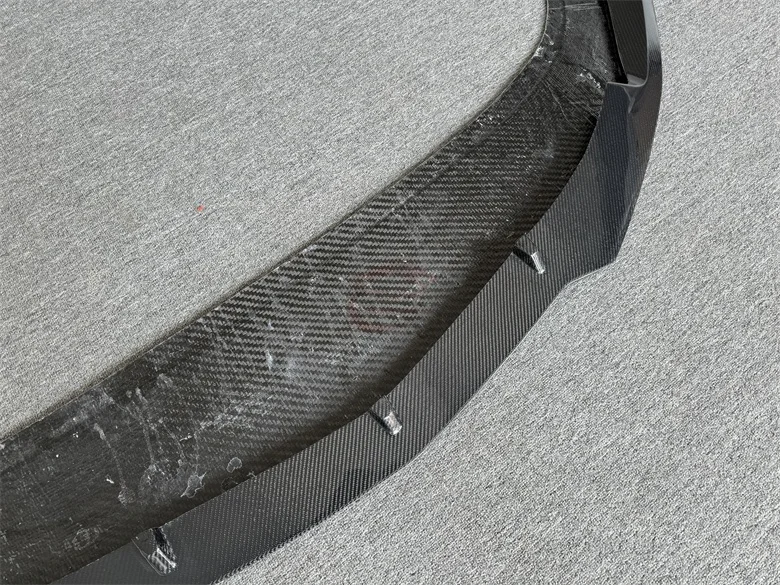 High Quality 1016 Style Carbon Fiber Body Kit Front Lip and Front Bumper for Lamborghini Urus Exterior Accessories view 5