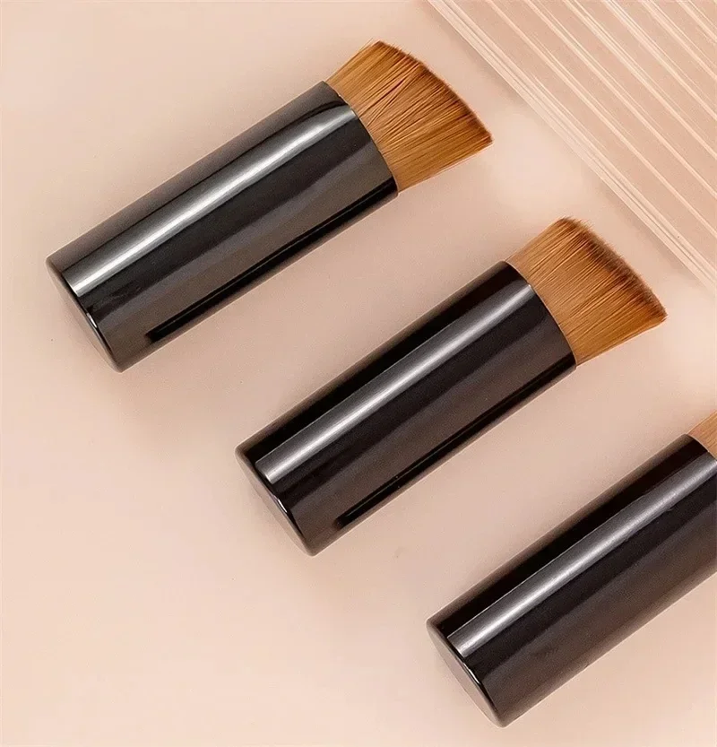 1Pc Face Blush Liquid Powder Brush Oblique Foundation Makeup Brushes High-end Foundation Blending Brush