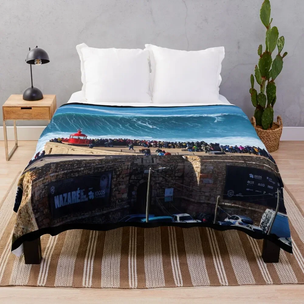 Challange Town - Nazarè #2 Throw Blanket Thermal Bed covers cosplay anime Blankets