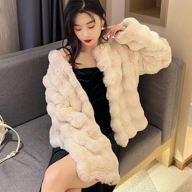 2024 Women Faux Fur Coat Autumn Winter High Quality Fluffy Short Coat Faux Fur Jacket Ladies furry Fashion Tops