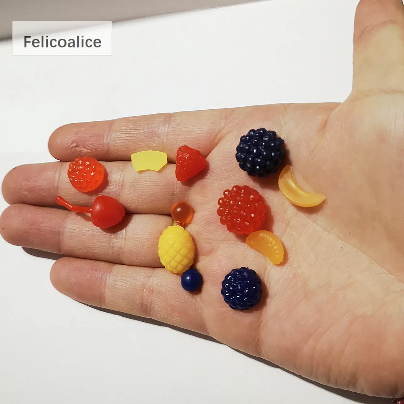 20 Stück niedliche Miniatur-Früchte, künstliche Simulationskirsche für Puppenhäuser, Zubehör, Küche, Spielspielzeug, Wohnaccessoires – Detail 3