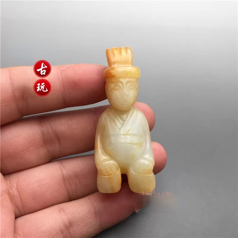 Exquisite Antique Xiuyu Jade Kneeling Noble Statue Pendant