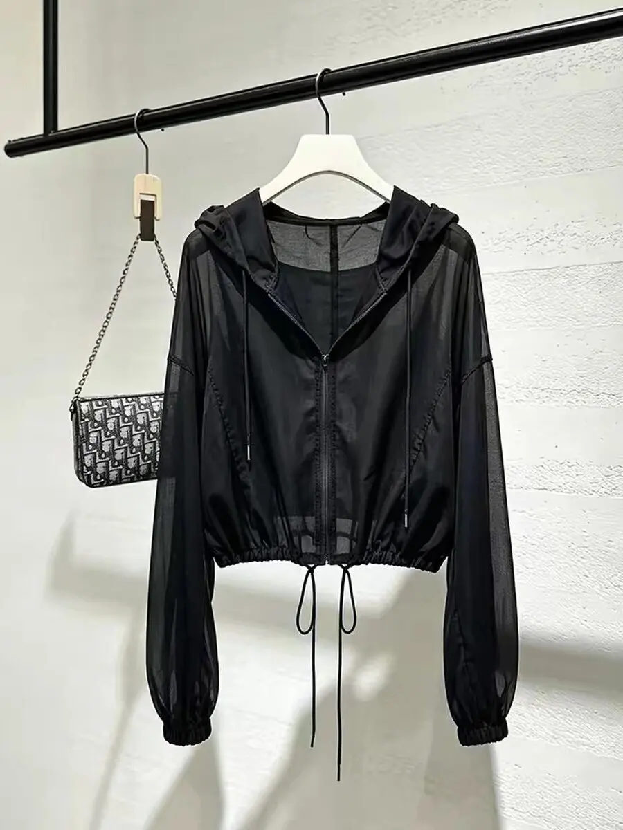 Summer High-End Korean Style Unique Beautiful Black Sun Protection Hoodie Top Women's Fashion Short Outerwear Zipper Closure