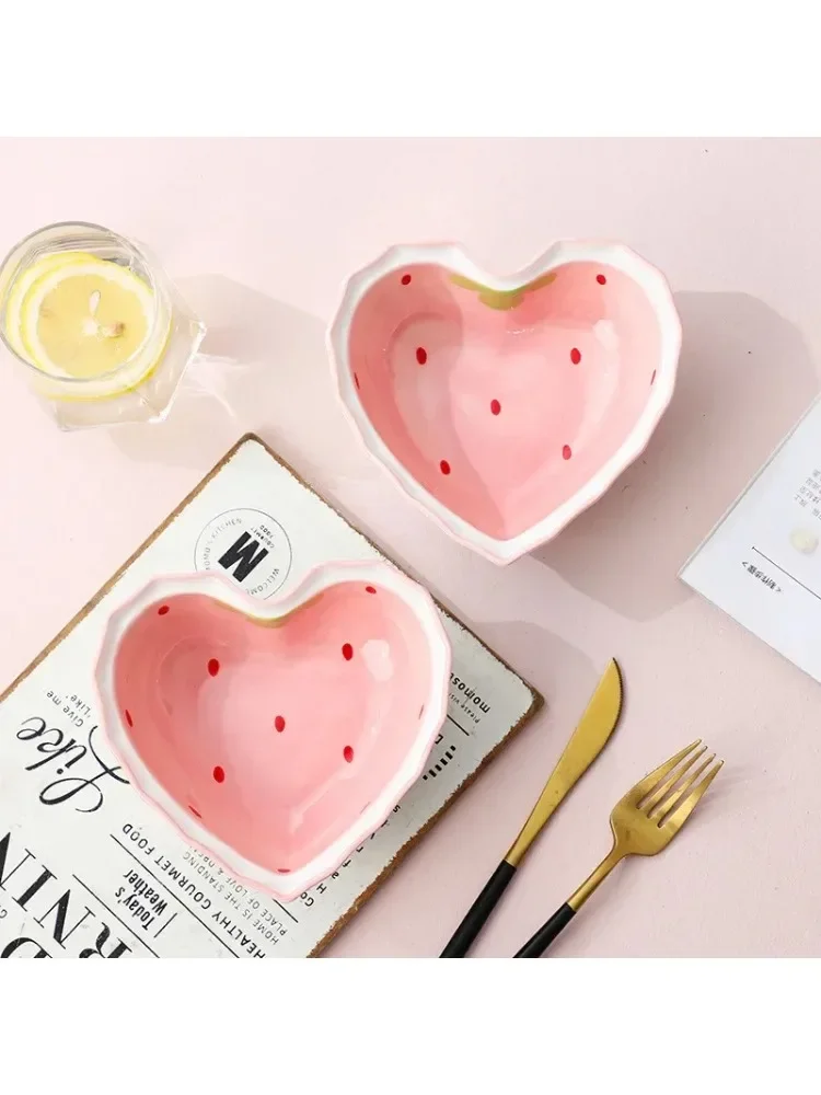 Strawberry Ramen Bowls and Spoons Creative Ceramics Anti-scald Instant Noodle Bowl Cute Strawberry Bowl Pretty Bowl