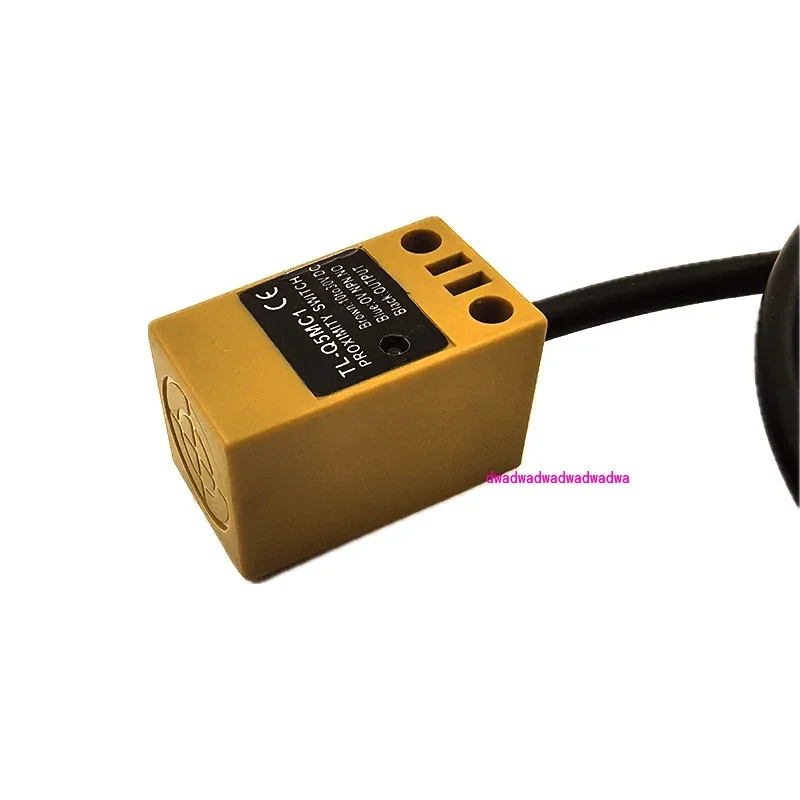 1PCS TL-Q5MC1/C2/B1/B2 1.1-1.2m Cable Inductive Square Proximity Switch Sensor NPN NO, NPN NC, PNP NO, PNP NC 3 Wires