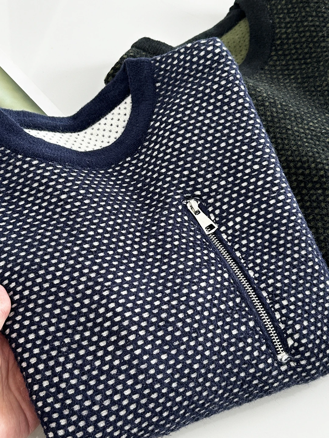 

Мужской зимний вязаный свитер круглого цвета из смеси хлопка и шелка с цветочным узором, теплый китайский с цветочным узором