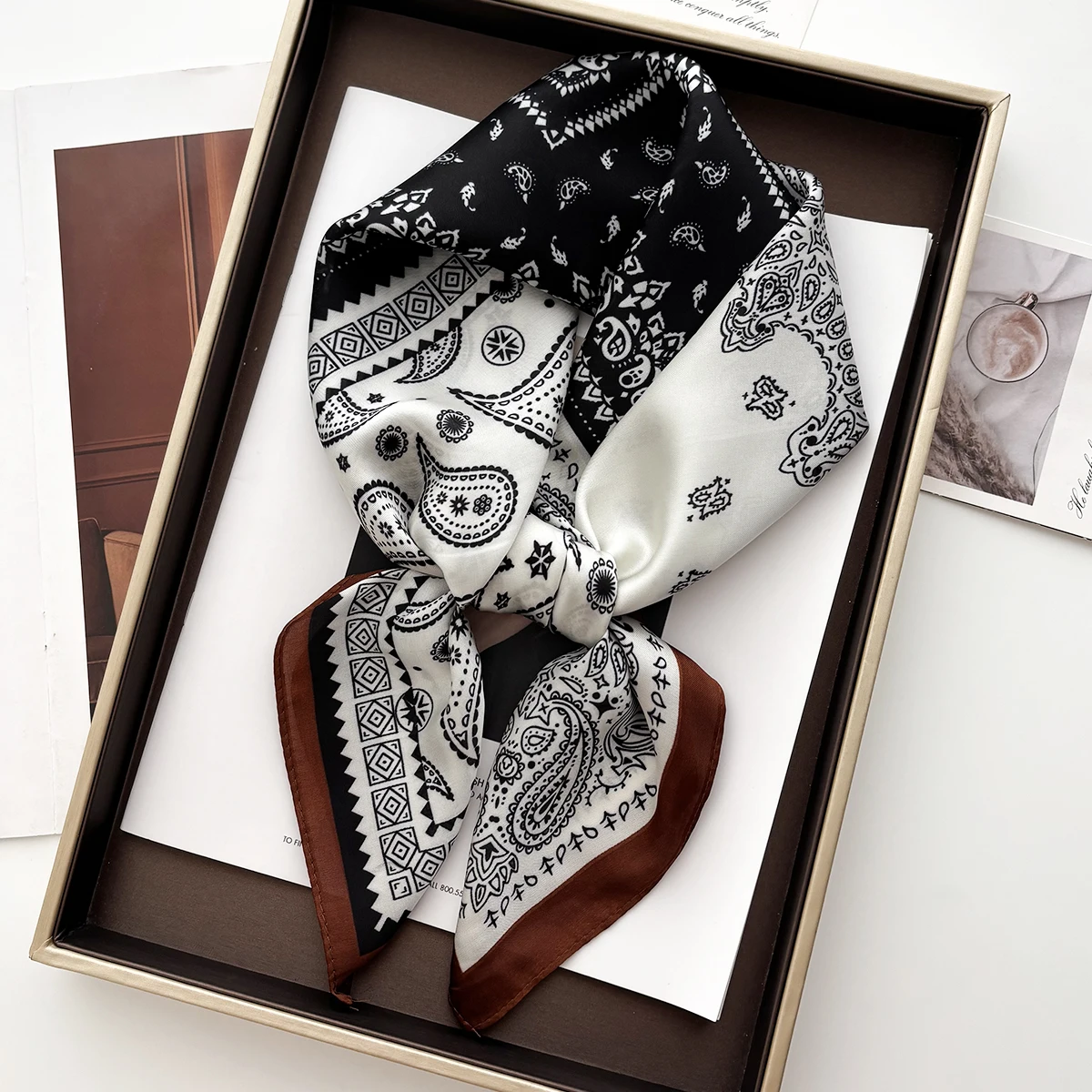 2025, Seidenschal, quadratischer Schal für Frauen, bedrucktes Stirnband, Foulard, Satin, Hijab, Haarbänder, Halstuch, weibliche Kopfwickel, Bandana
