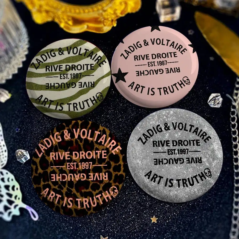 بارد Z-ZADIG & V-VOLTAIRE شارات دبابيس التلبيب دبابيس قبعة دبابيس دبابيس الهدايا ديكور حقائب الظهر